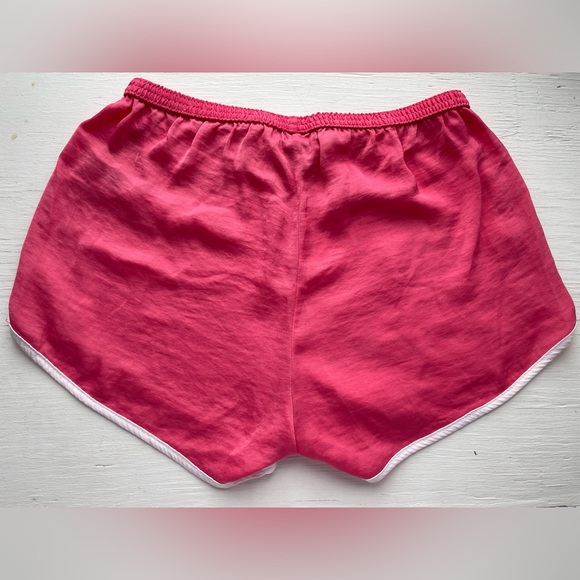 Pink mini-shorts - Picture 2 of 8